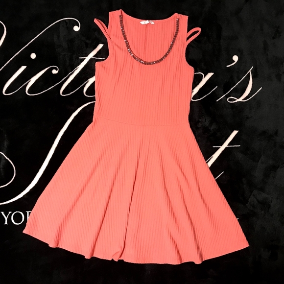 juniors coral dress